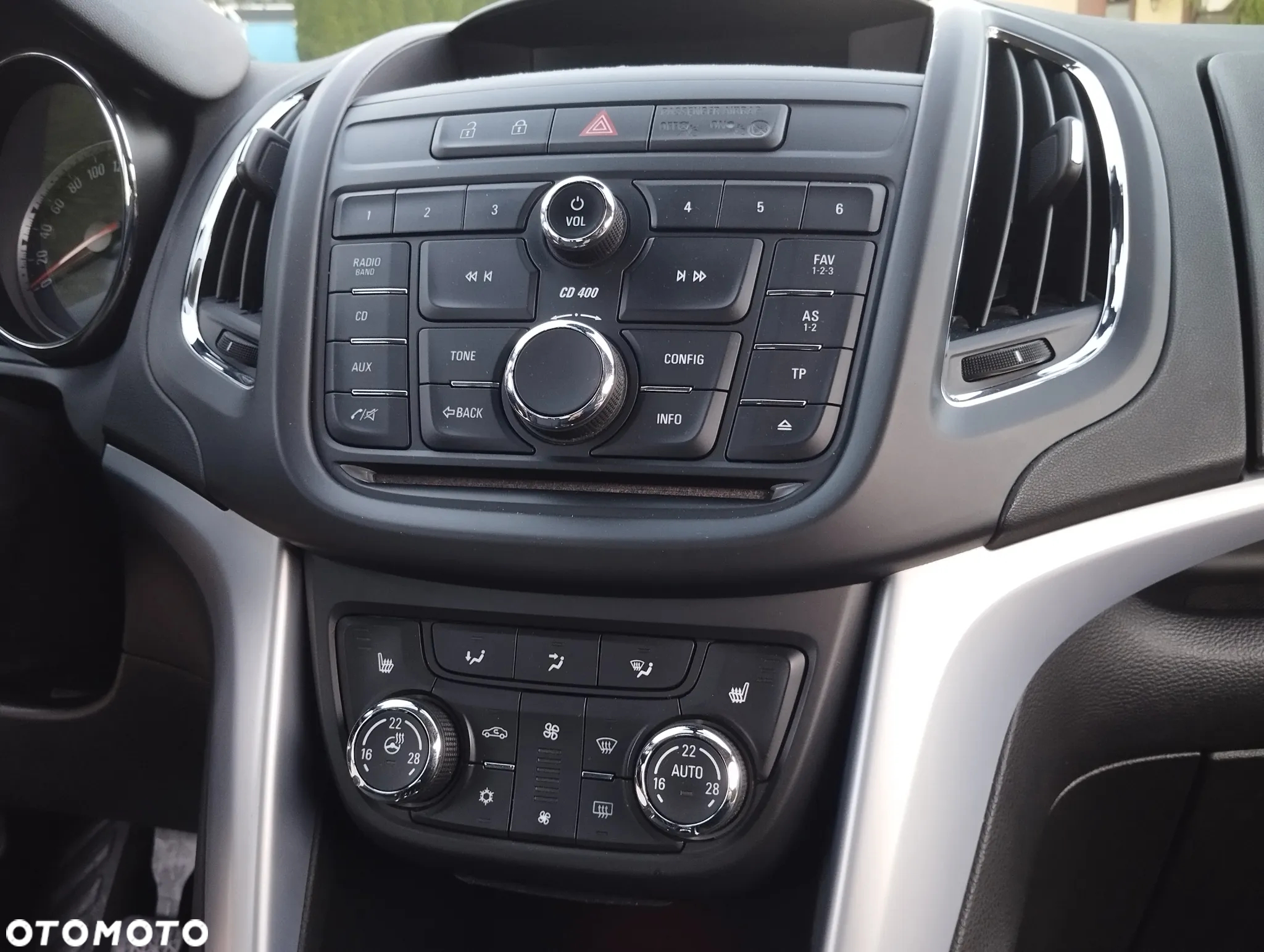 Opel Zafira 1.4 T Elite - 25
