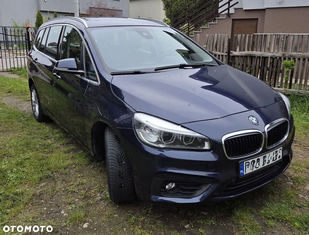 BMW Seria 2 218d - 2