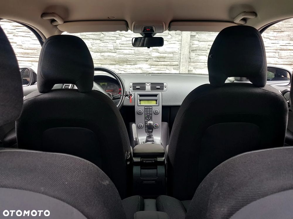 Volvo C30 D3 R-Design - 16