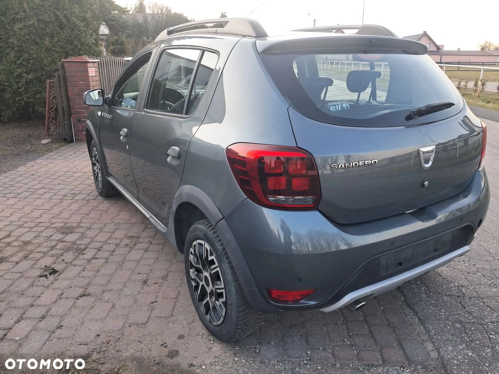 Dacia Sandero Stepway dCi 90 (S&S) Celebration - 18
