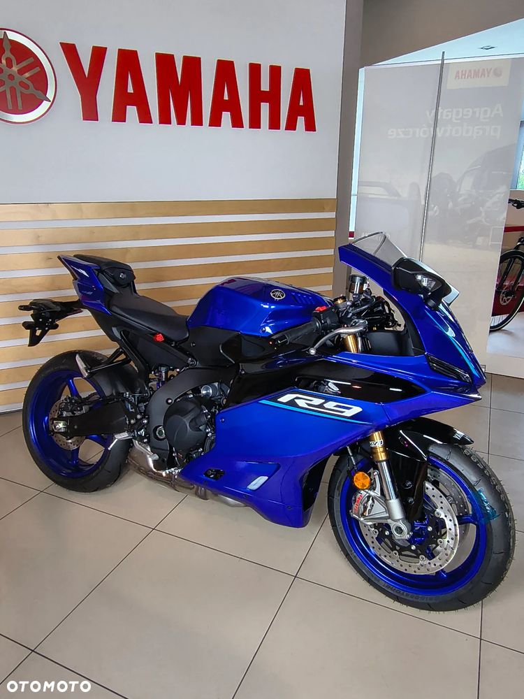 Yamaha R9 - 4