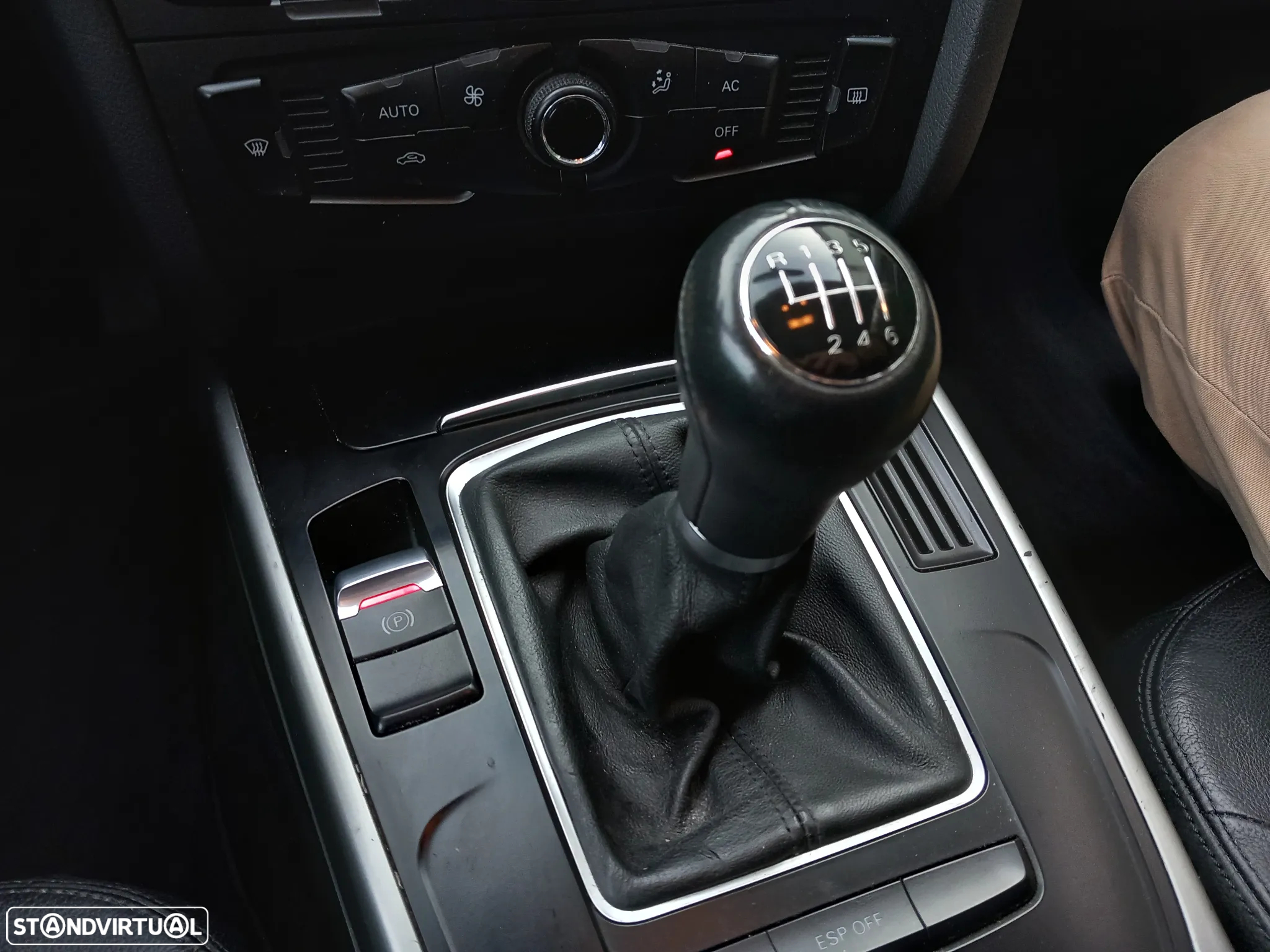 Audi A4 Avant 2.0 TDI Sport - 14