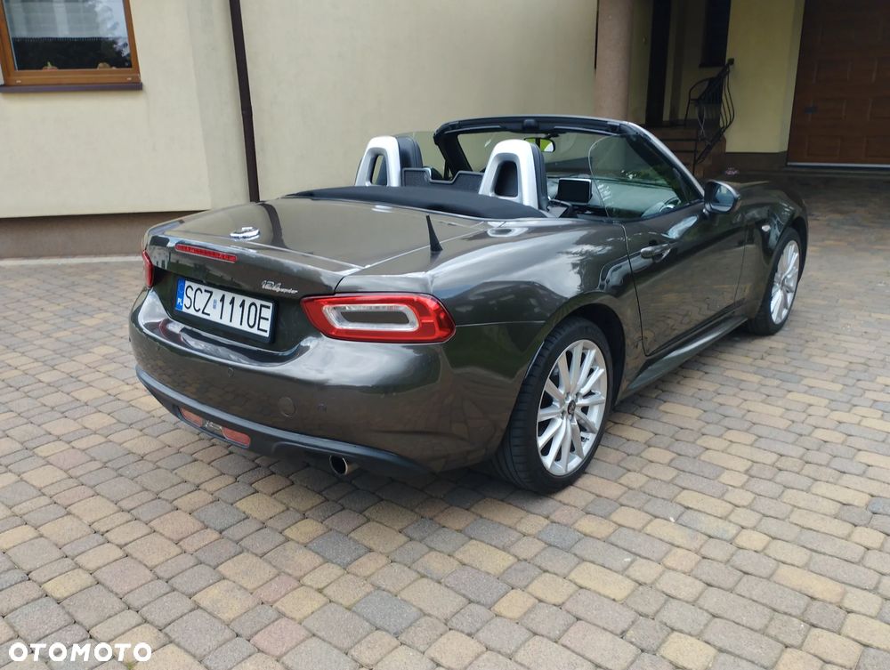 Fiat 124 Spider 1.4 MultiAir Turbo - 9
