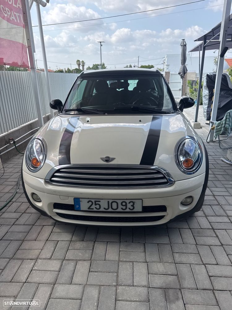 MINI Clubman Cooper D - 24
