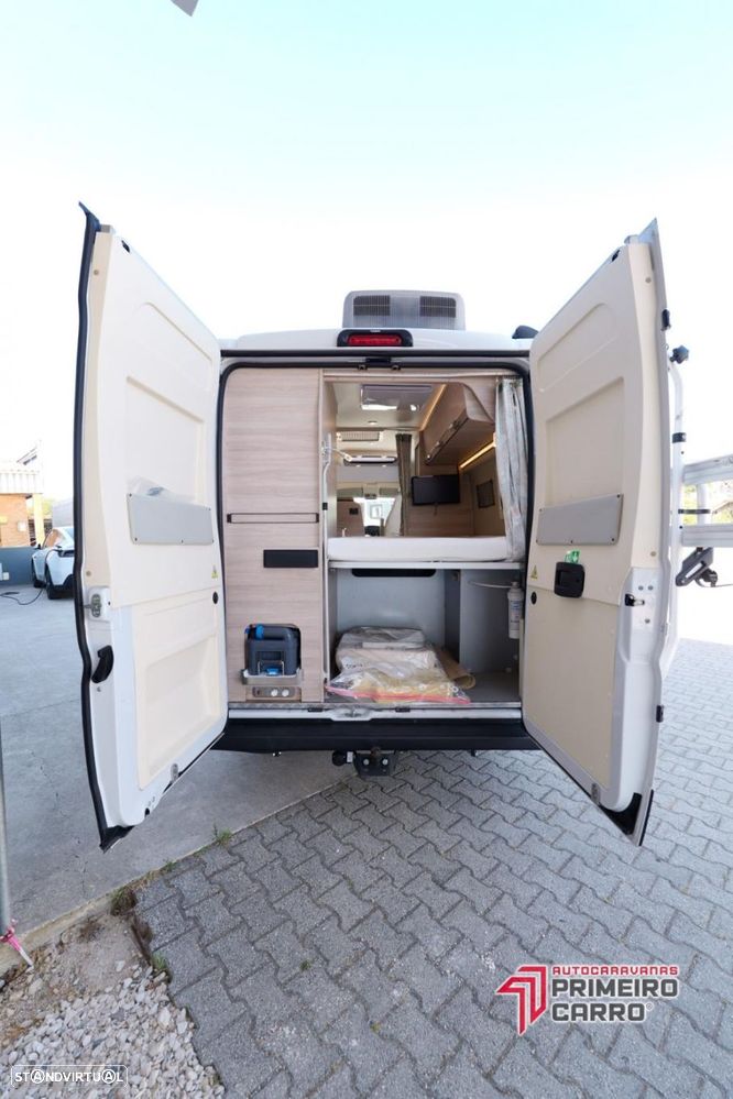Rapido Van V62 cama francesa - 47