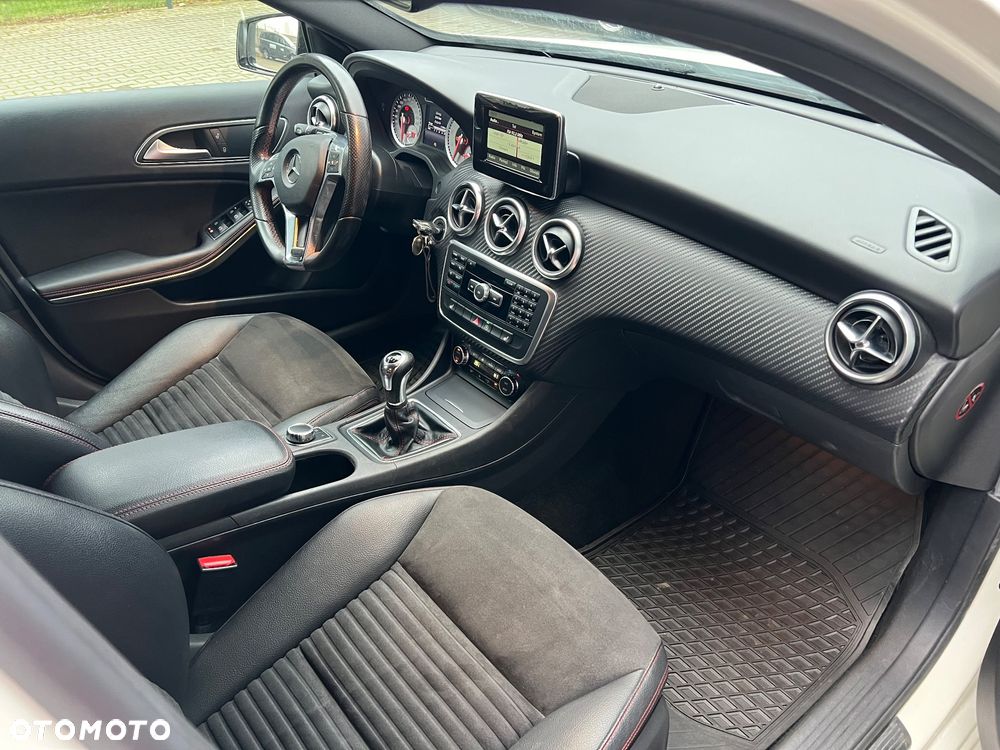 Mercedes-Benz Klasa A 180 (BlueEFFICIENCY) AMG Sport - 14