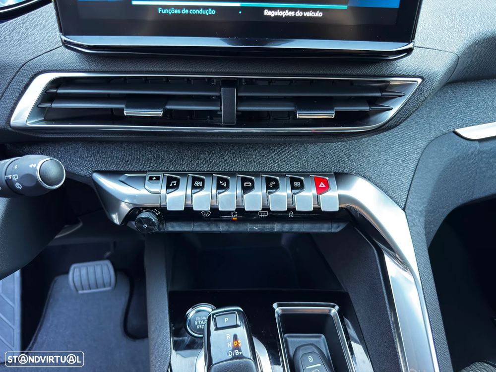 Peugeot 3008 1.6 Hybrid Allure e-EAT8 - 36