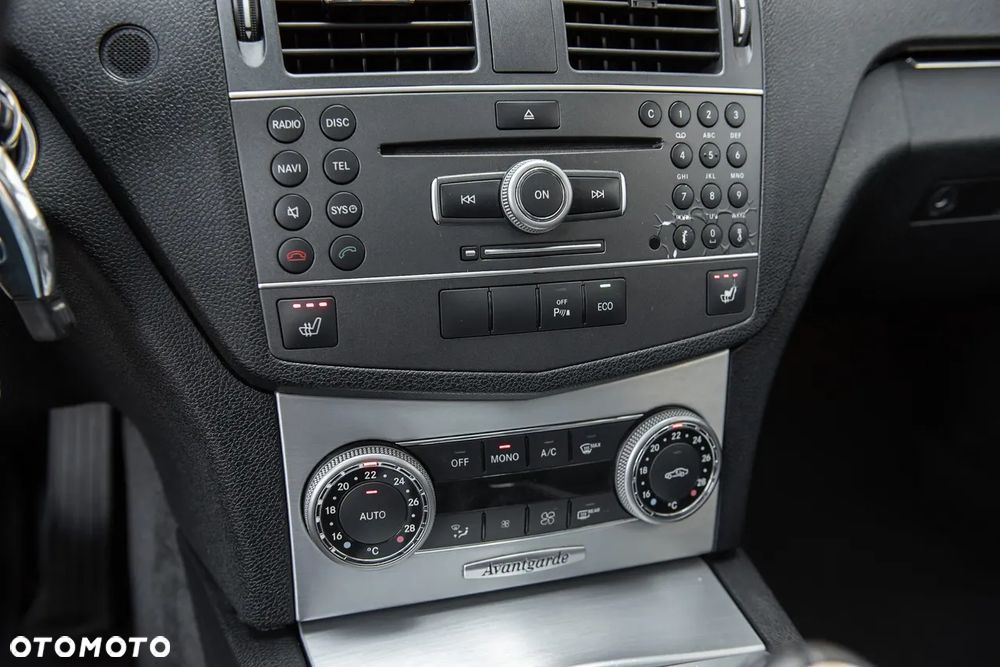 Mercedes-Benz Klasa C 200 Kompressor Avantgarde - 25