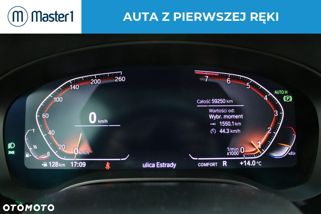 BMW Seria 5 520i mHEV - 16