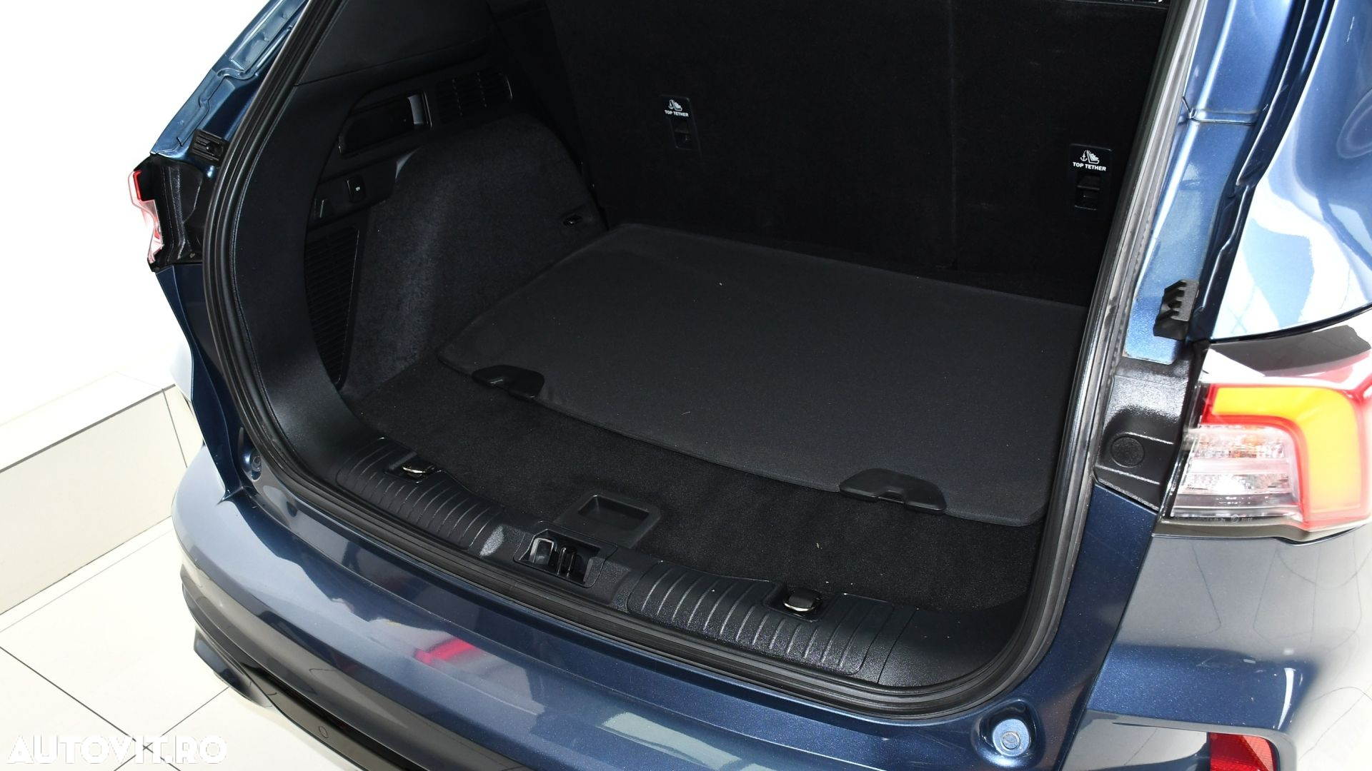 Ford Kuga 2.0 EcoBlue 4x4 Aut. VIGNALE - 30