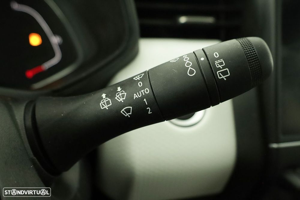 Renault Clio 1.0 TCe Techno Bi-Fuel - 18