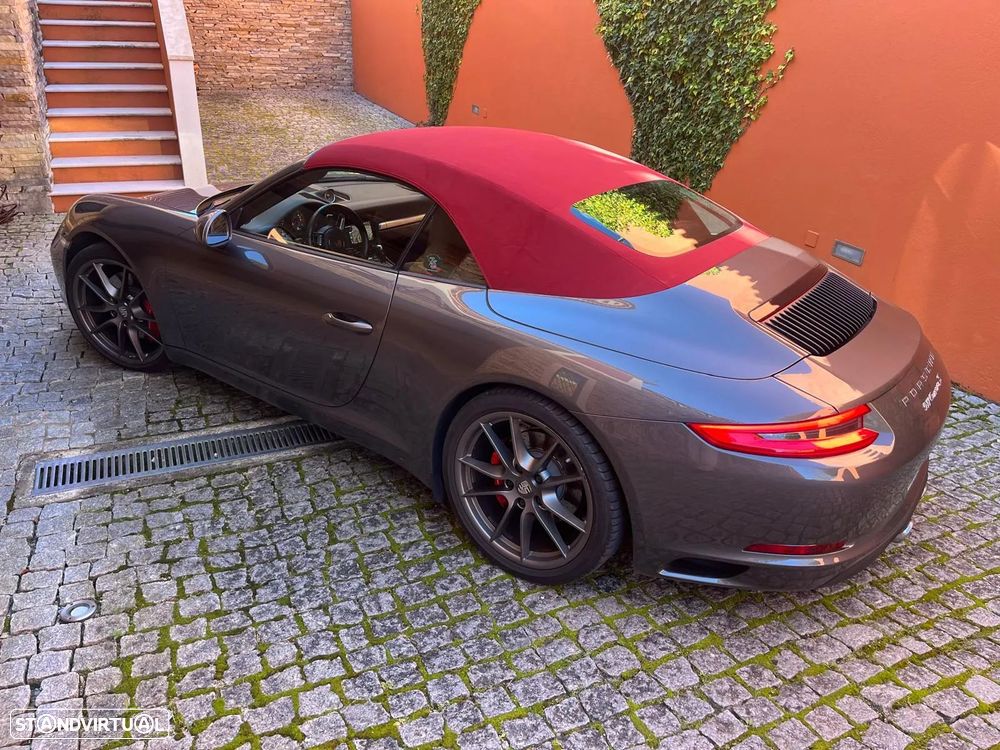 Porsche 911 Série F - 7