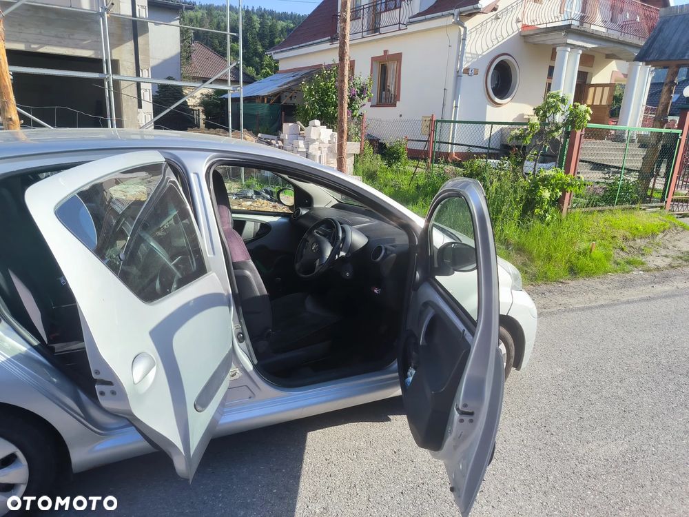 Toyota Aygo 1.0 VVT-i Luna A/C MM - 2