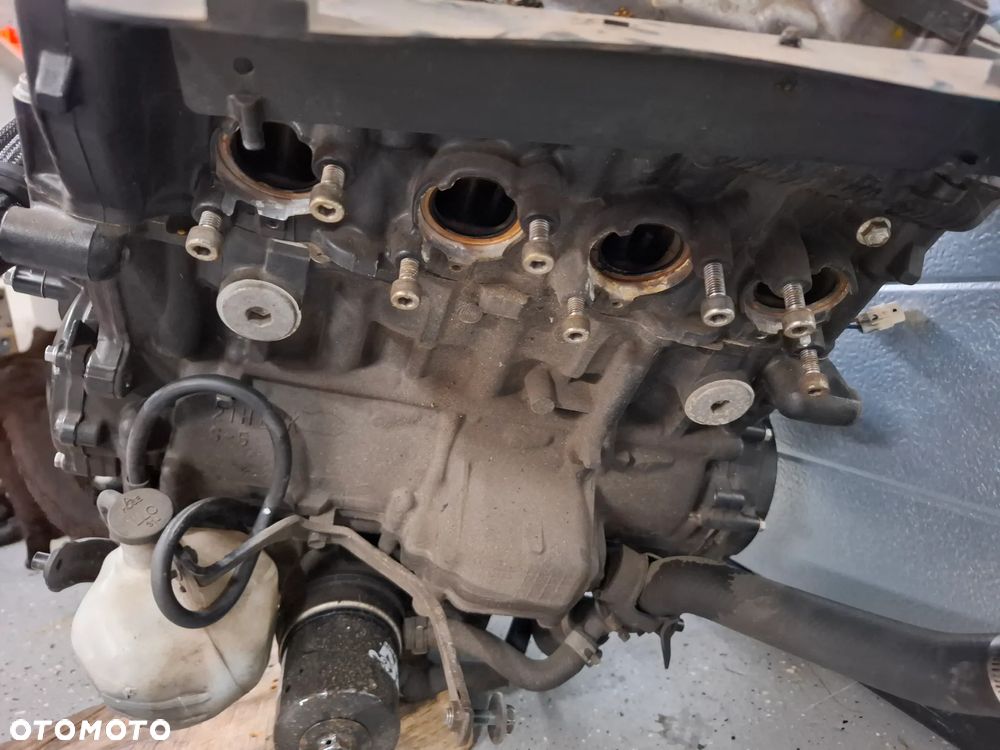 Suzuki GSXS 1000 silnik engine Katana gsx-s - 5