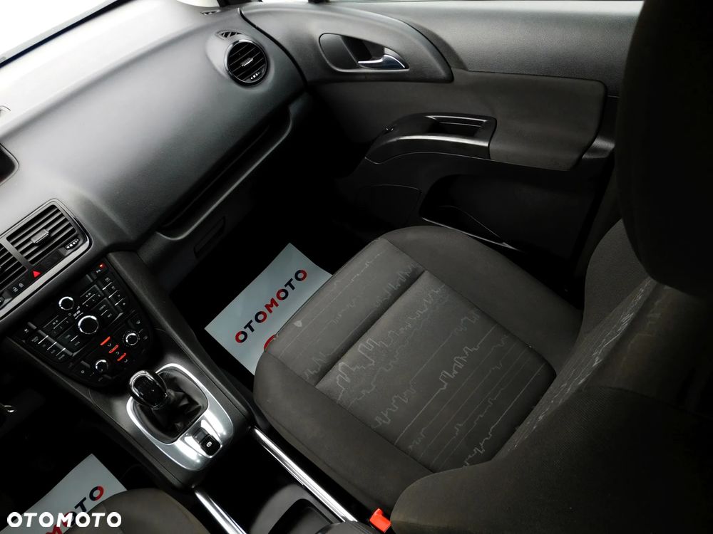Opel Meriva 1.4 Essentia - 9
