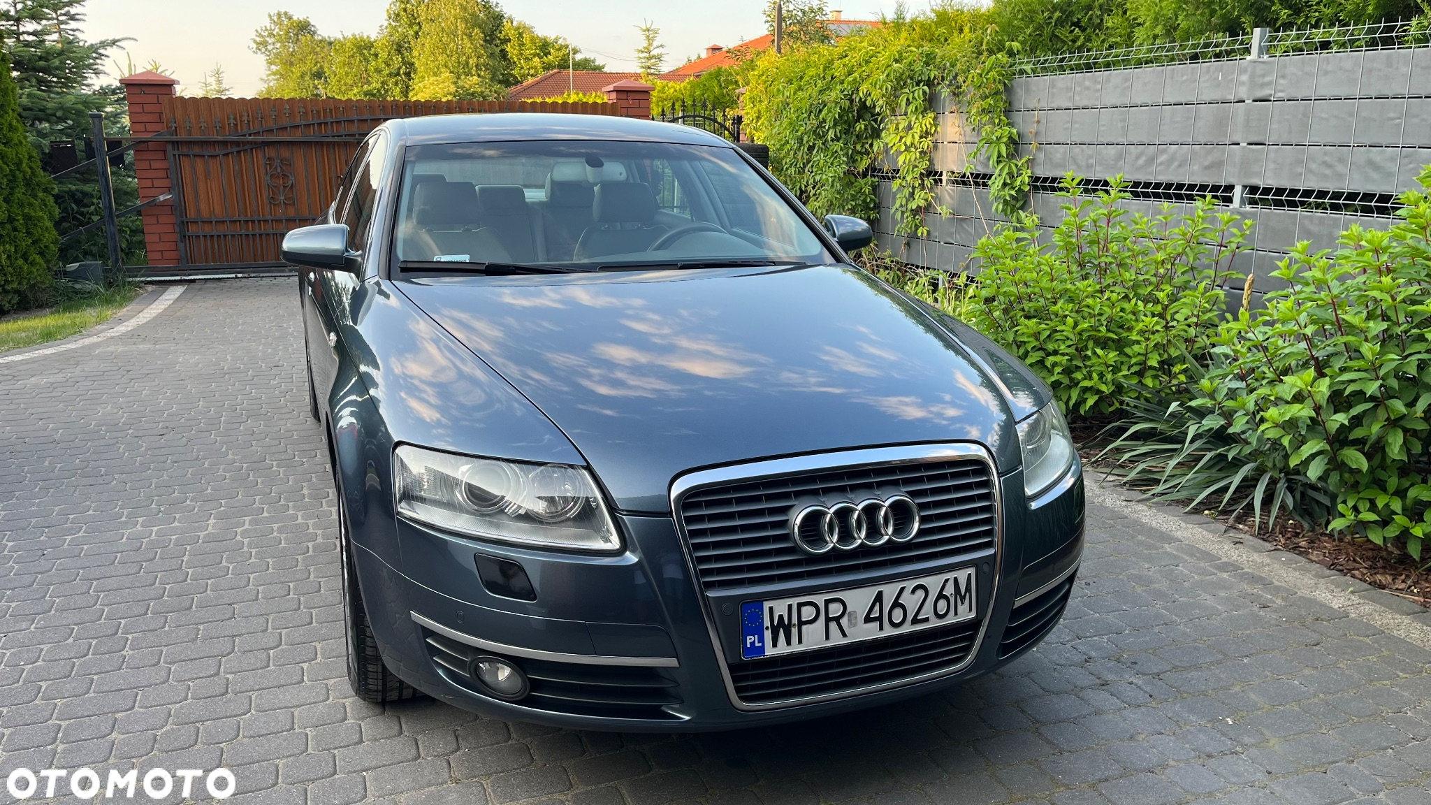 Audi A6 2.0T FSI - 6