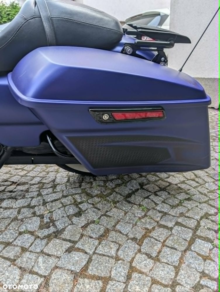 Harley-Davidson Touring Street Glide - 8