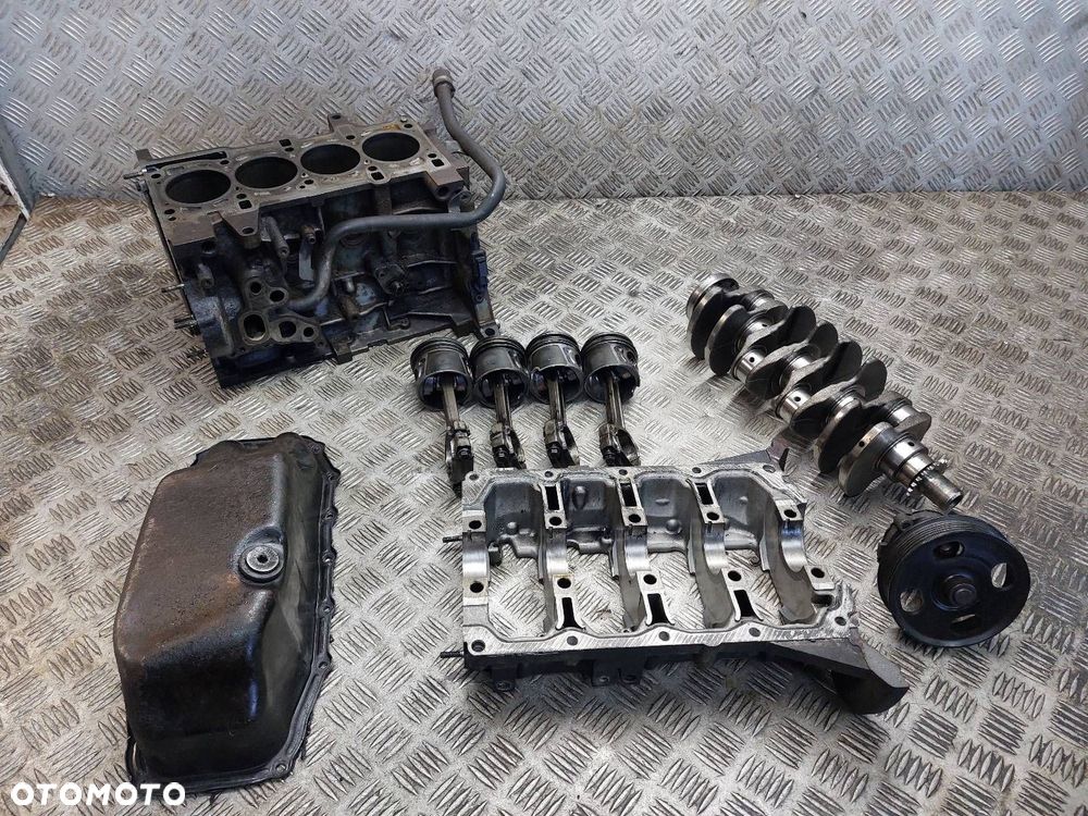 DÓŁ SILNIKA BLOK + TŁOKI + WAŁ FIAT GRANDE PUNTO I 1.3 JTD 199A2000 - 1