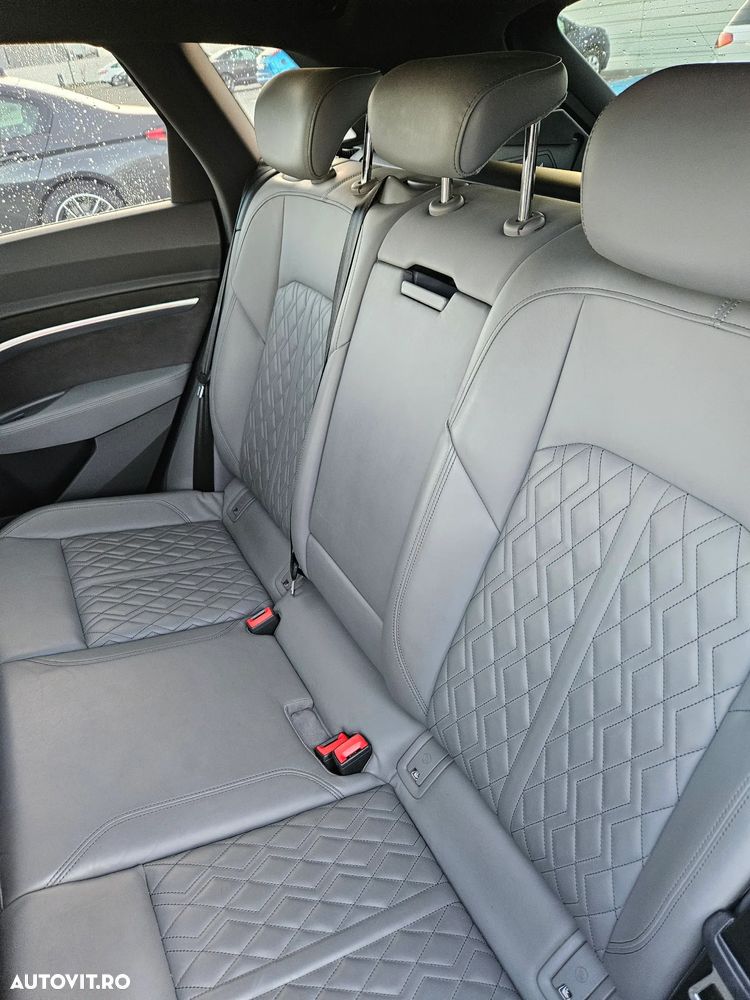 Audi e-tron quattro S - 17