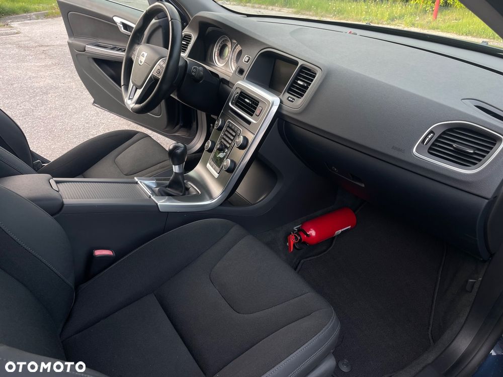Volvo V60 T3 Kinetic - 15