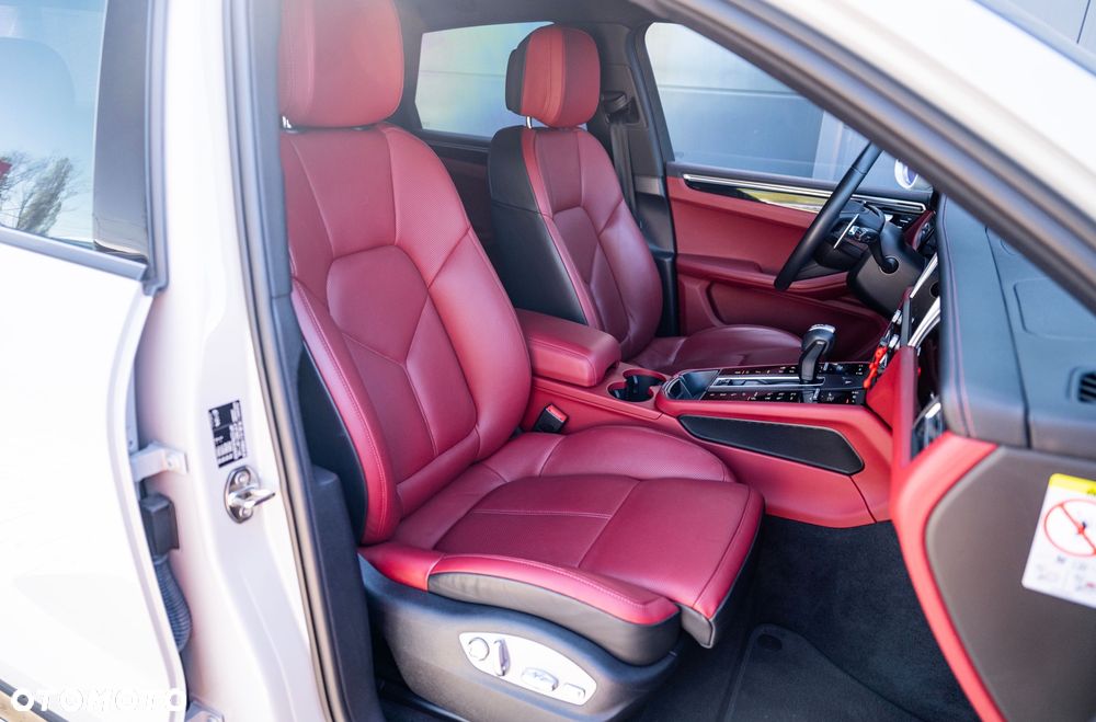 Porsche Macan S - 15