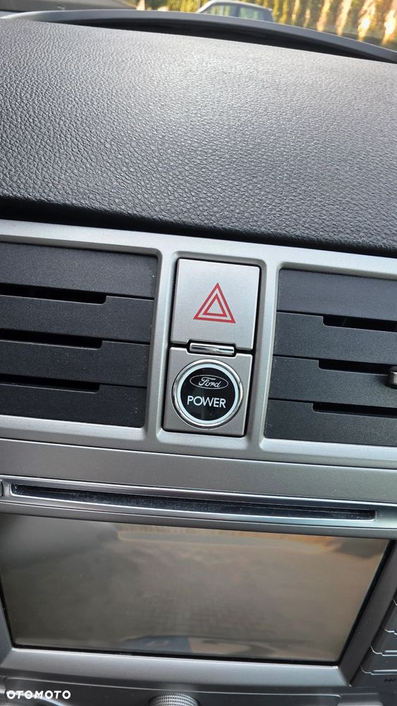 Ford Kuga 2.0 TDCi Titanium S - 27