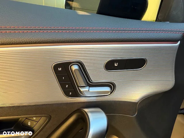 Mercedes-Benz CLA AMG 45 4-Matic 8G-DCT - 19