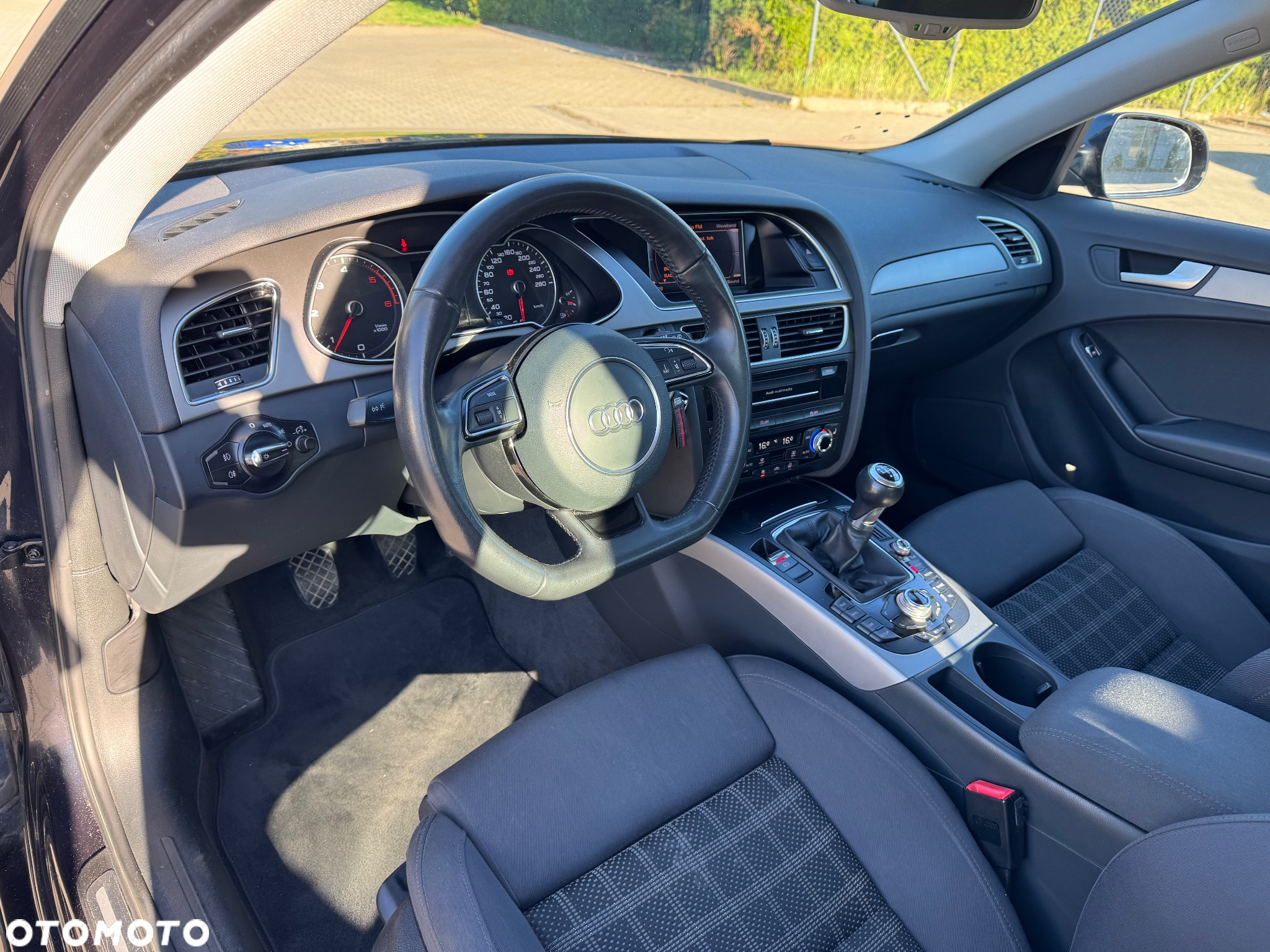 Audi A4 Avant 2.0 TDI - 26