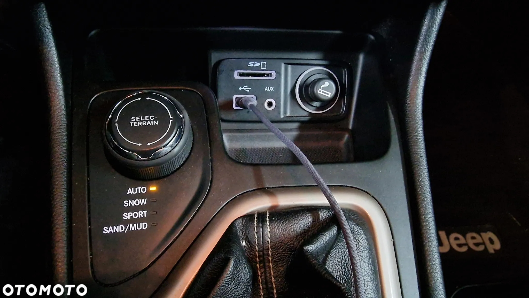 Jeep Cherokee 2.0 MJD 4x2 Longitude - 18
