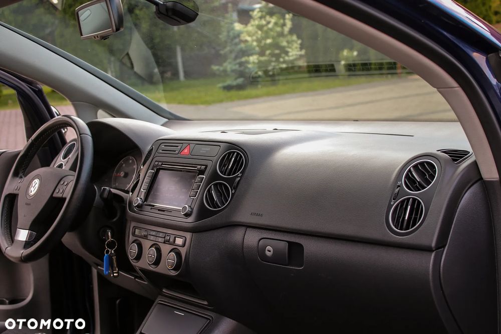 Volkswagen Golf Plus 2.0 TDI DPF United - 20