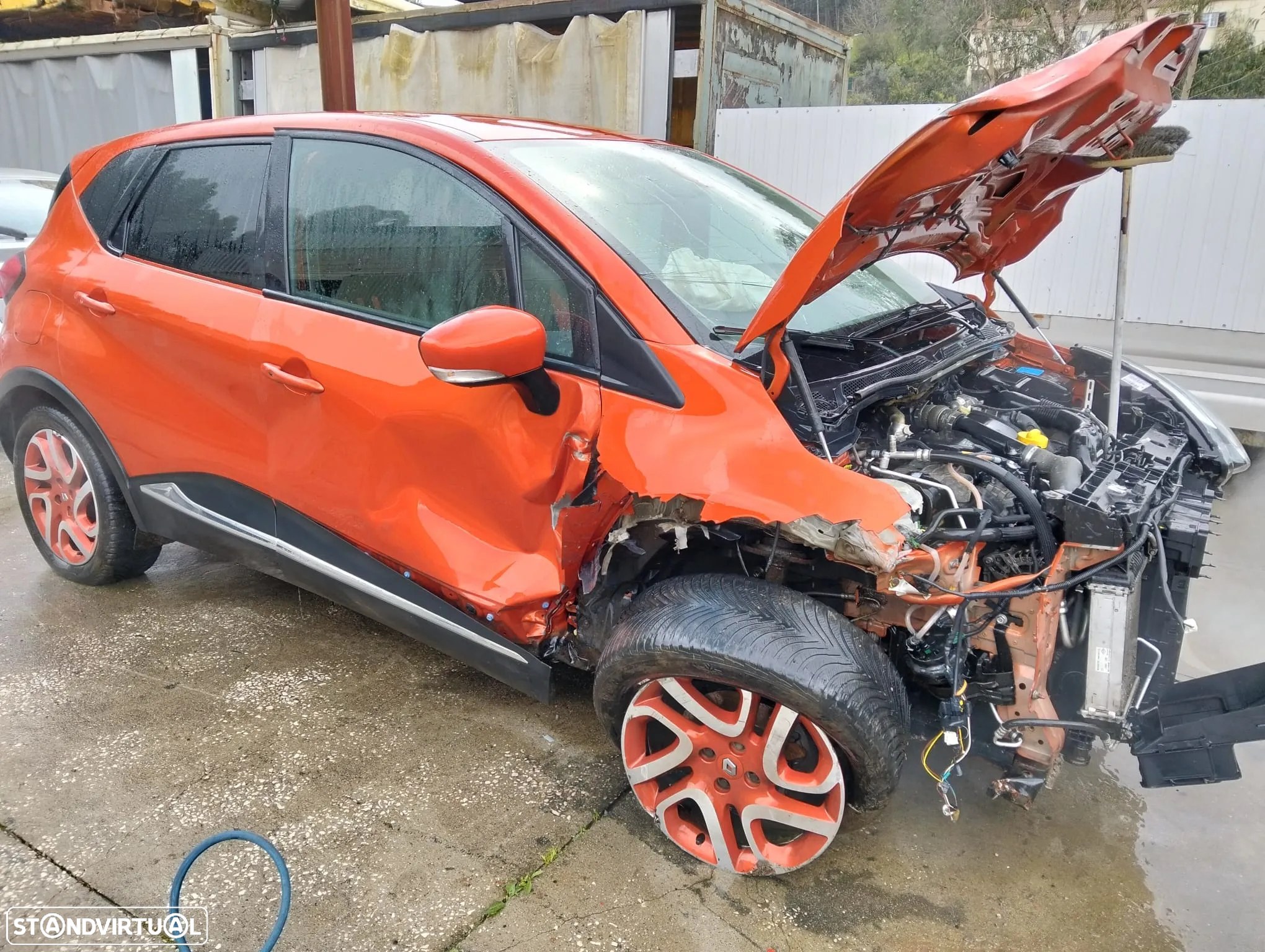 Renault Captur 1.5 dci ano 2015 - 3