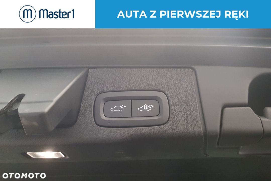 Volvo XC 60 B4 D AWD Momentum Pro - 13