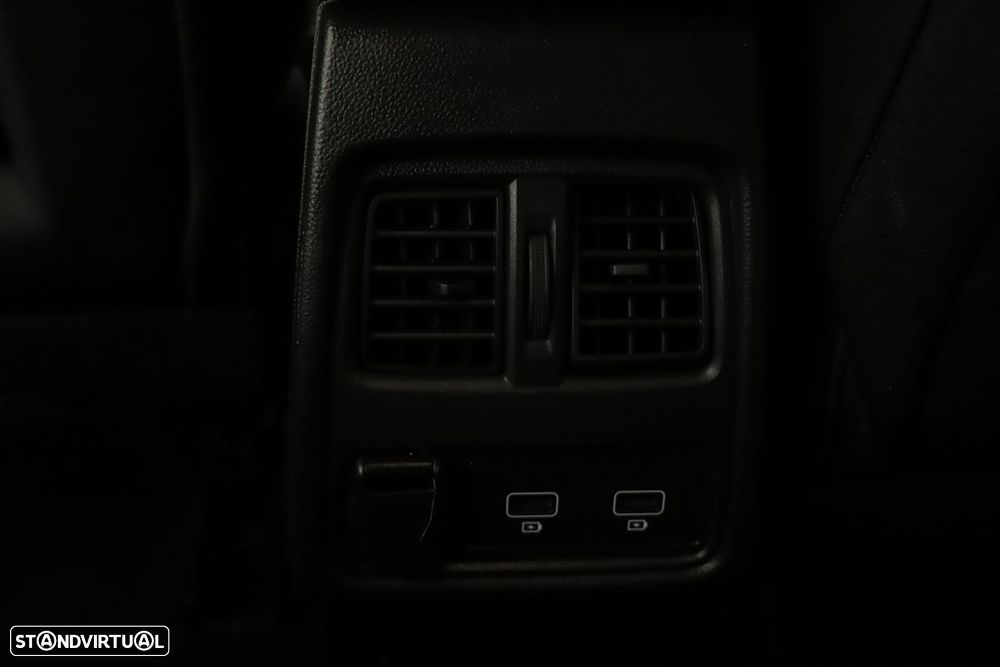 Renault Captur 1.0 TCe Techno - 24