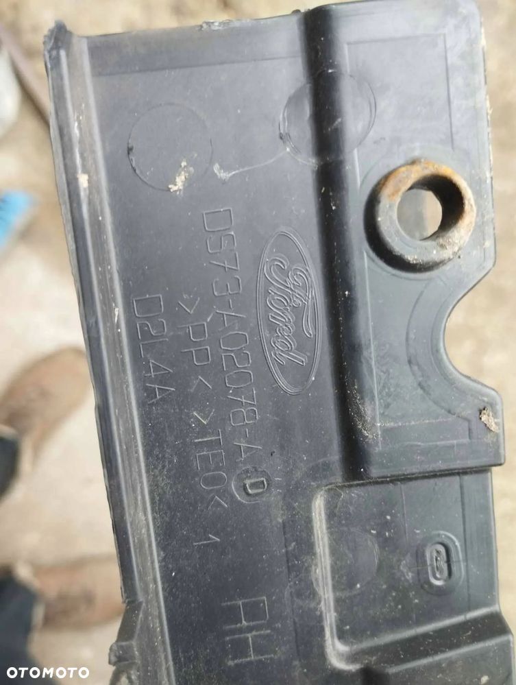 prawa górna nakładka błotnika ford mondeo mk5 - 1