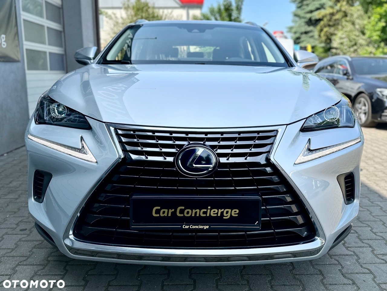 Lexus NX 300h Comfort AWD - 11