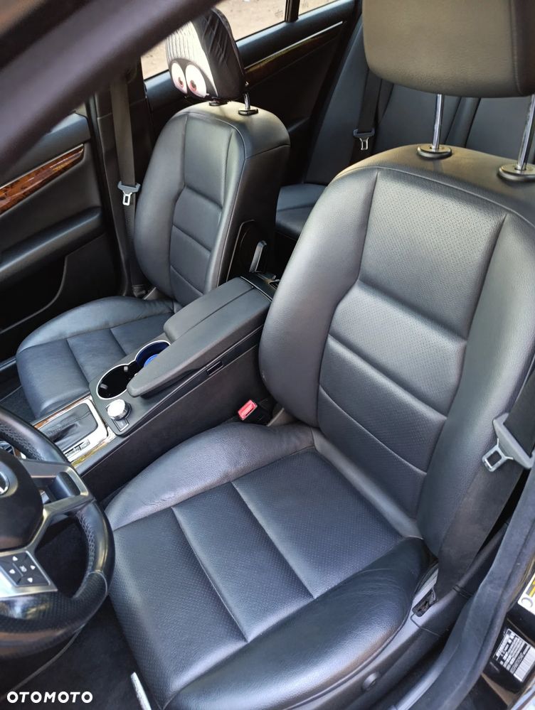 Mercedes-Benz Klasa C 350 Elegance 4-Matic - 14