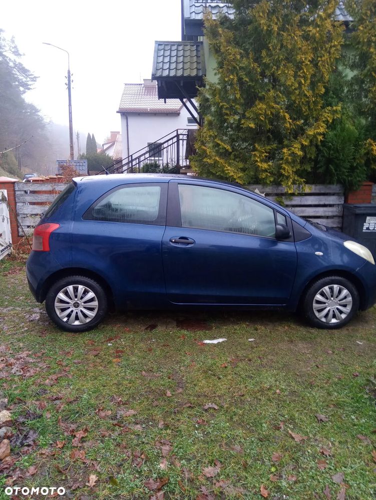 Toyota Yaris - 6