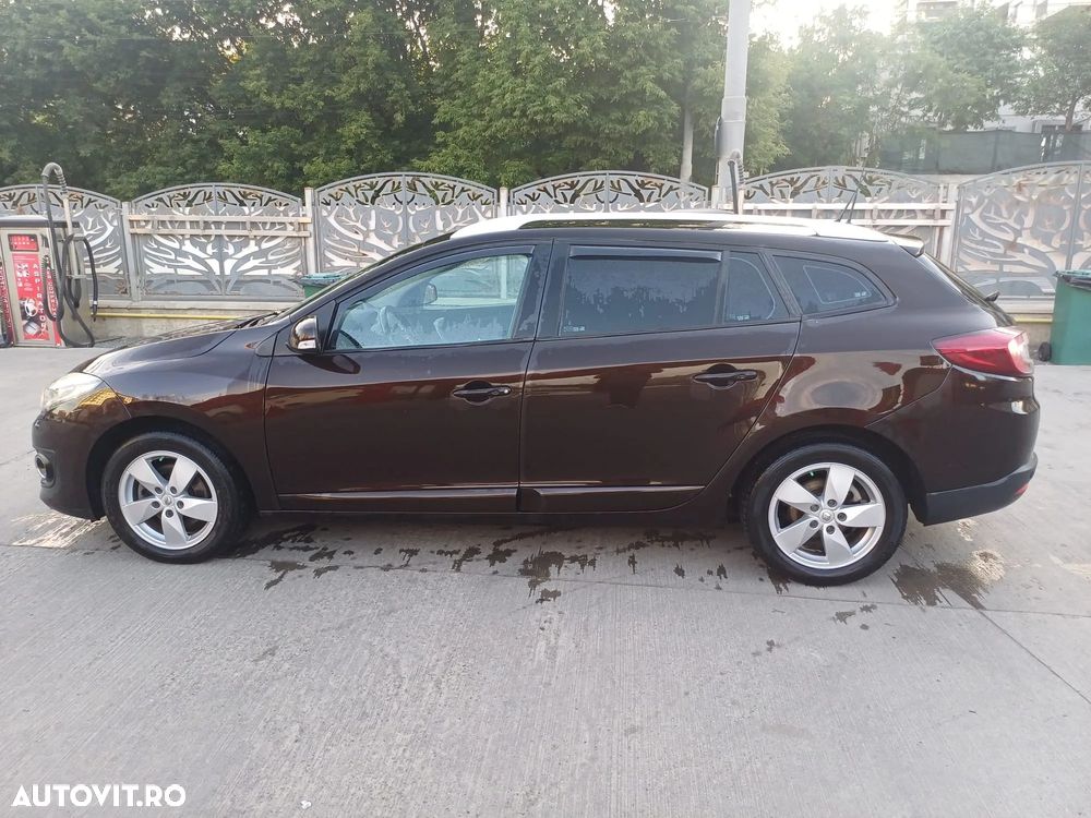 Renault Megane dCi 95 FAP Paris - 15