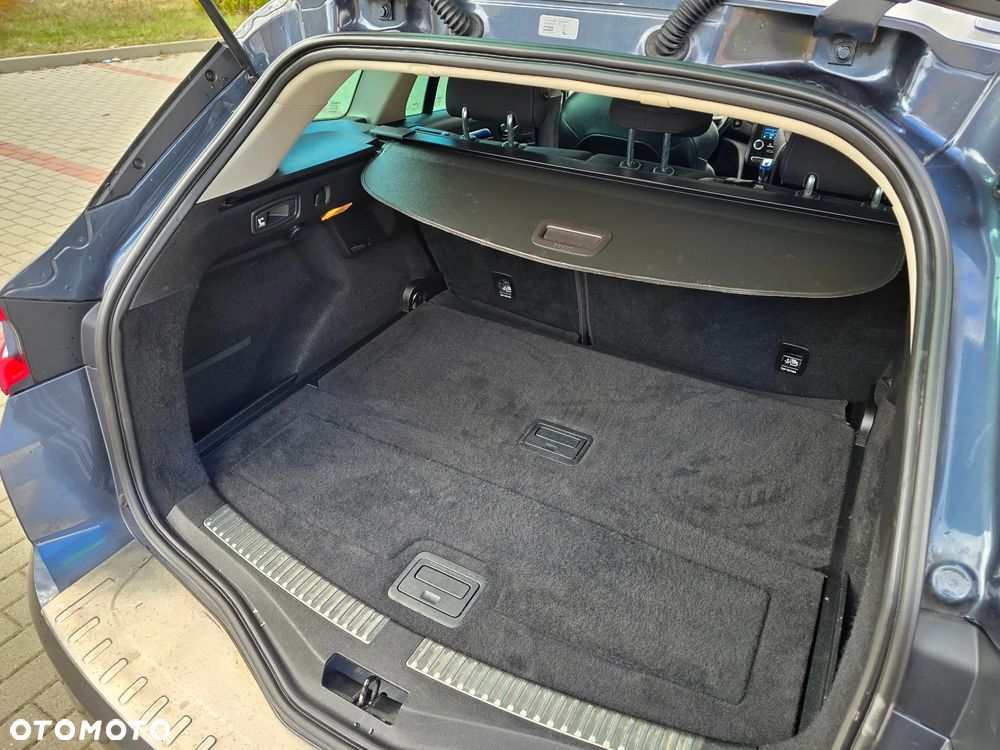 Renault Megane ENERGY TCe 130 GT LINE - 31