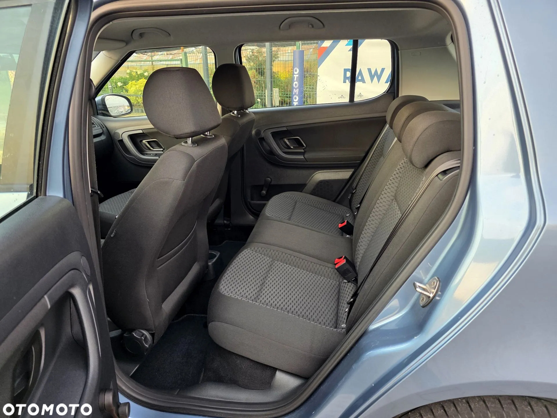 Skoda Fabia 1.2 TSI Ambiente - 7