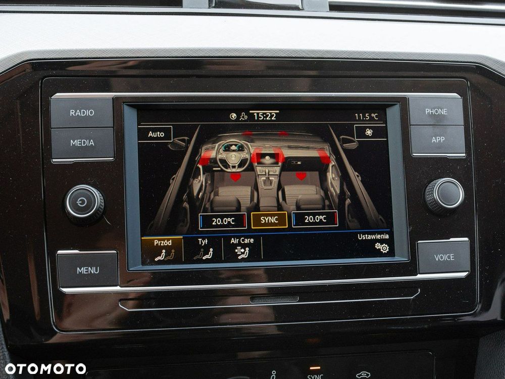 Volkswagen Passat - 21