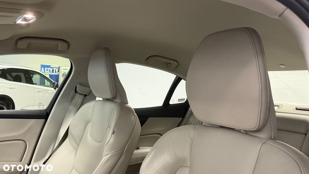Volvo S60 B4 B Inscription - 29
