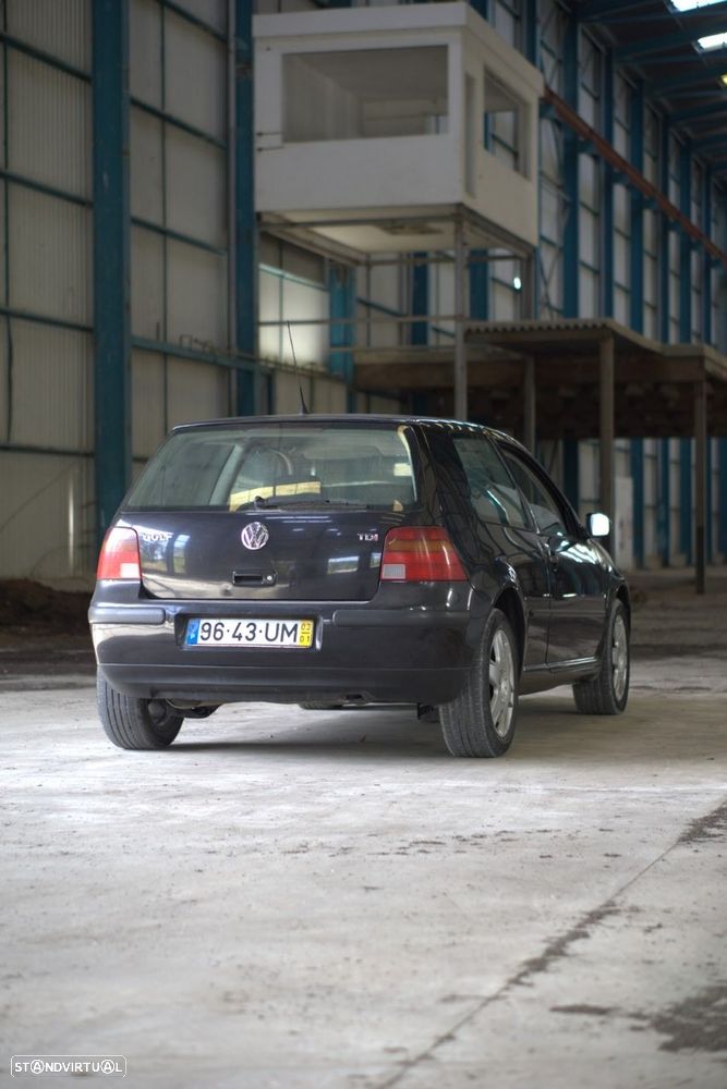 VW Golf - 13