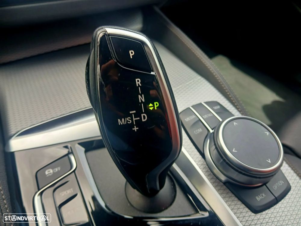 BMW 520 d Pack M Auto - 31