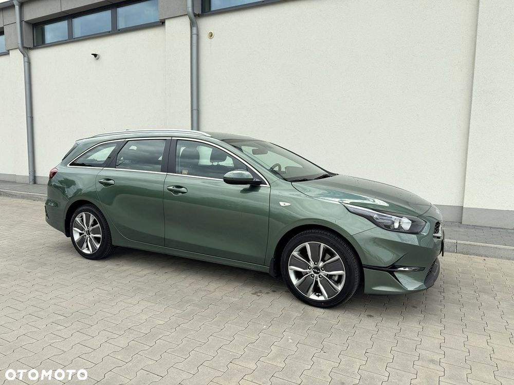 Kia Ceed 1.5 T-GDI M DCT - 23