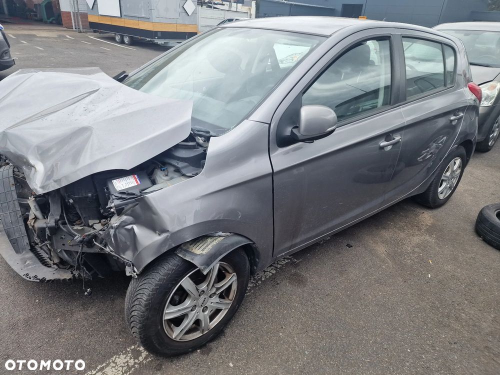 HYUNDAI I20 1.2 63KW 2012R Cały na części - 4