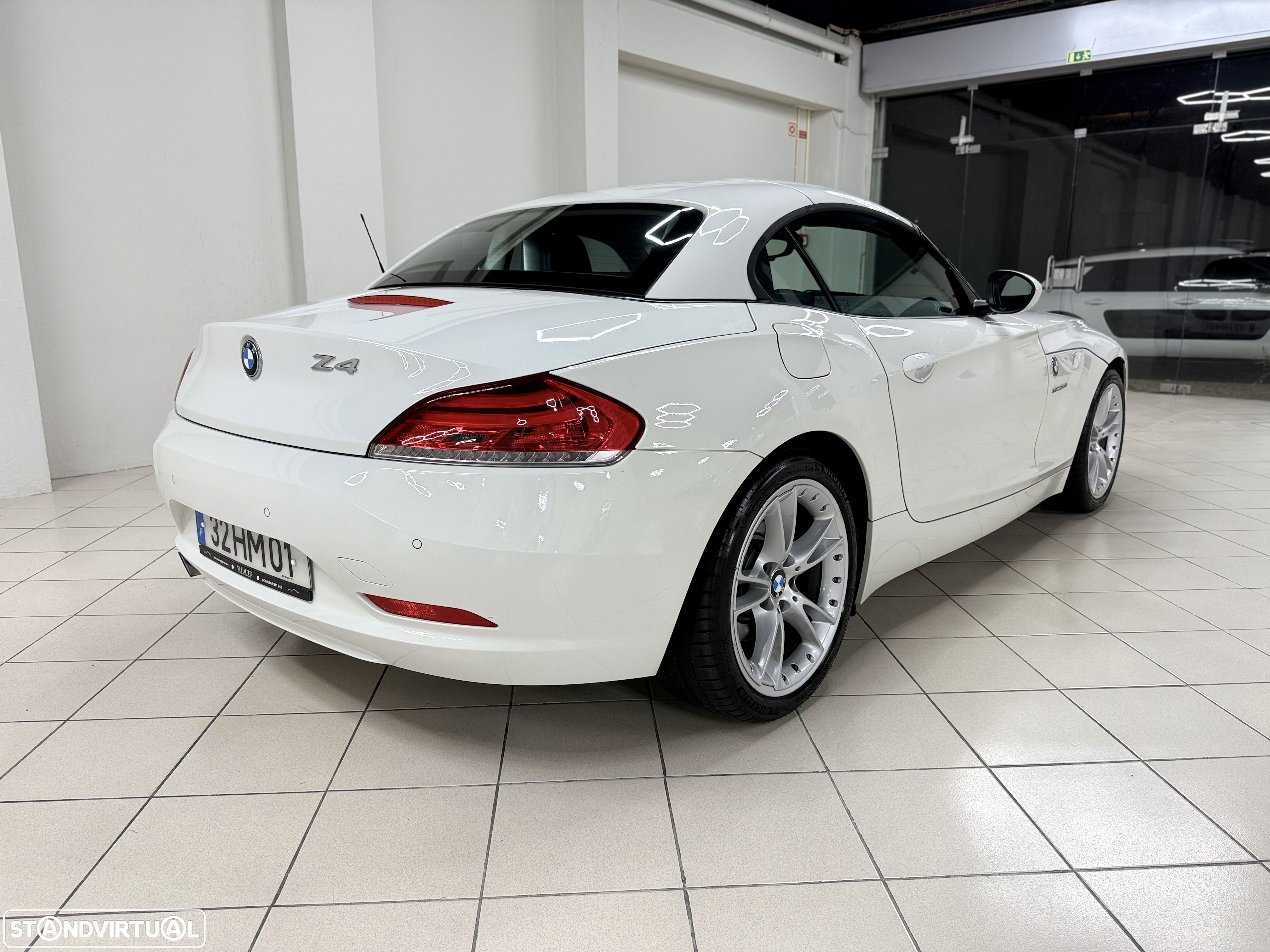 BMW Z4 23 i - 9