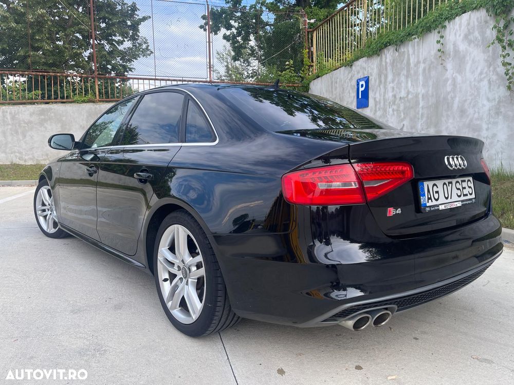 Audi A4 Limuzina 2.0 TDI - 10