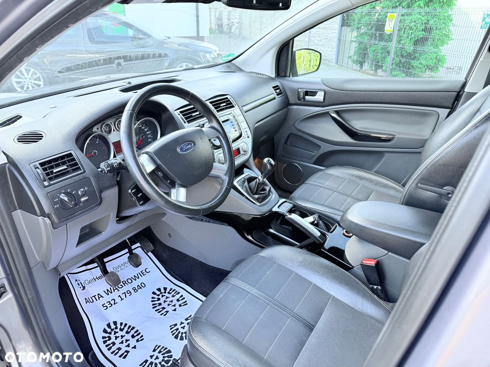 Ford Kuga 2.0 TDCi 4x4 Titanium - 22