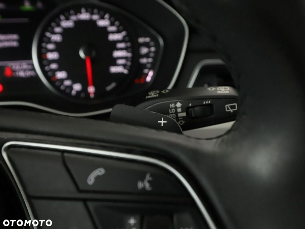 Audi A4 Avant 35 TDI mHEV S tronic - 34